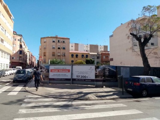 El sector inmobiliario 'rebota' en el tercer trimestre con 9.500 operaciones y 1.320 millones de negocio
