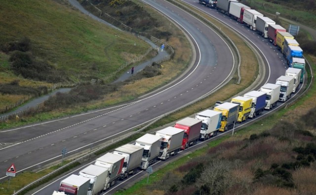 Incertidumbre entre los transportistas, que piden más coordinación y respuestas
