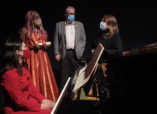 'Un regalo de Navidad': el presente que preparan Lucrecia y la Orquesta Sinfónica de la Región