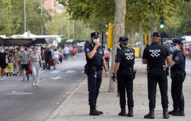 Sin miedo a la covid en Murcia: multan a 173 personas por ir sin mascarilla por la calle