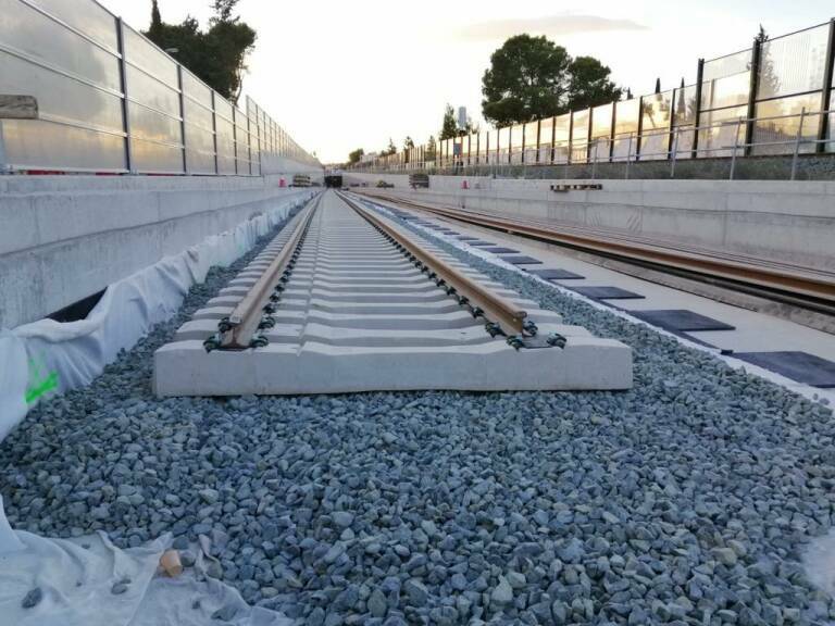 Dos investigados por la trama de las facturas falsas del AVE a Murcia recusan a la juez que les ha procesado