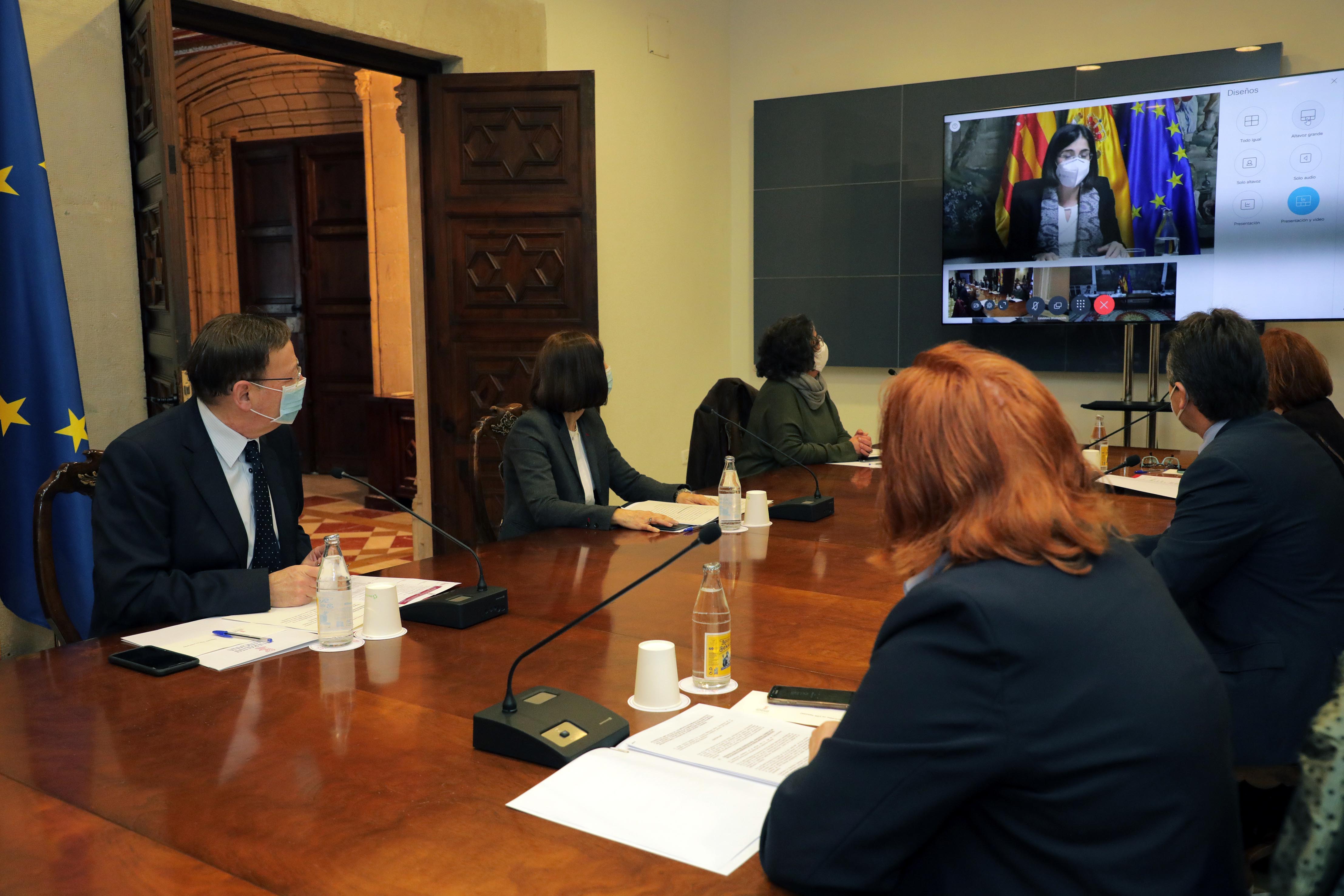 La Generalitat recibe cinco inmuebles cuyo traspaso se inició en 1984