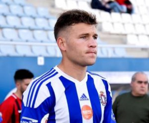 El Lorca Deportiva rescinde el contrato del defensa central argentino Tomás Baroni