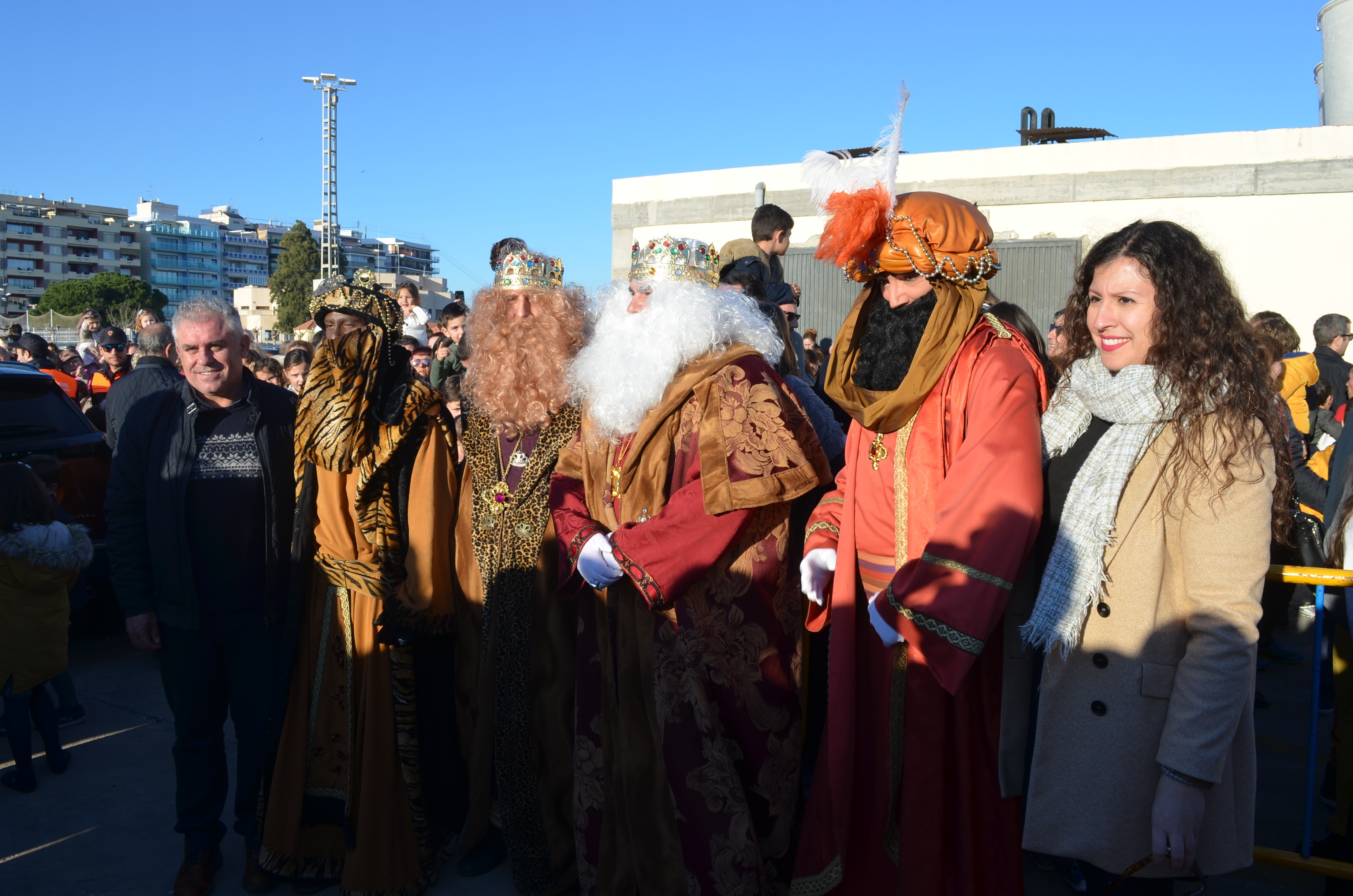 Los Reyes Magos pasearán en coche por las calles de Borriana y harán videollamadas con los niños