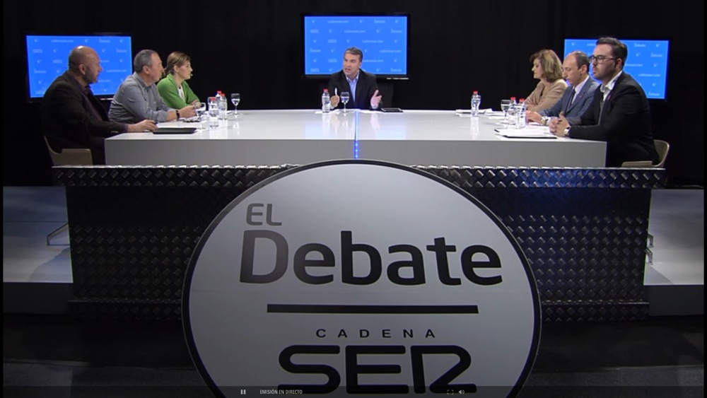 Debate de candidatos: el PP esgrime la recuperación y el PSOE el voto útil ante los ataques del resto