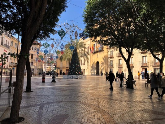 Elche cerrará la Plaça de Baix en Nochevieja para evitar posibles fiestas y aglomeraciones