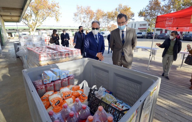 Mercamurcia se vuelca con las familias vulnerables: recoge más de 6,5 toneladas de alimentos 