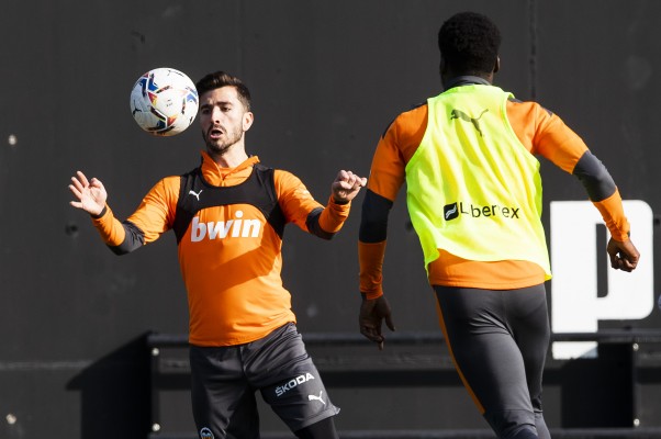 Gracia trabaja con el once titular para el Camp Nou