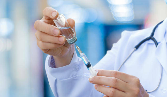 La Agencia Europea del Medicamento evaluará la vacuna de Moderna el 6 de enero
