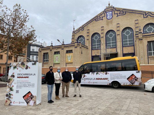 Carcaixent estrena un escaparate digital para promocionar el comercio local