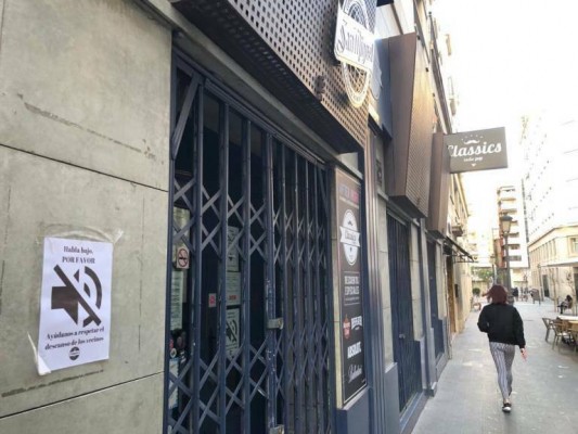 El bipartito de Alicante defiende su control al ruido entre críticas de la izquierda y de vecinos del Centro