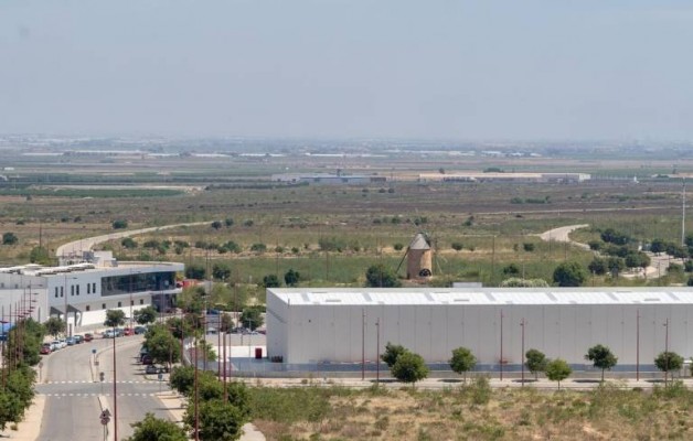 La Autoridad Portuaria presenta a SEPES la propuesta de compra de terrenos en la ZAL por 2,76 M€