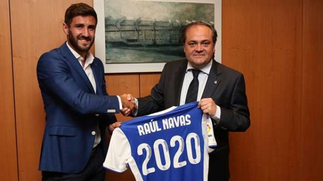 La Real Sociedad renueva a Raúl Navas hasta 2020