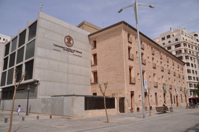 El TC reconoce a universitarios de la privada el derecho a becas en igualdad con los de la pública