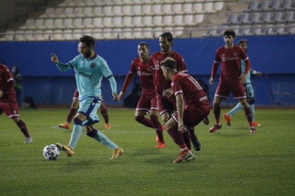 El Yeclano pasa de ronda copera in extremis y el Racing Murcia y el Lorca caen goleados