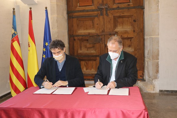 Llíria y la Generalitat firman un acuerdo para promocionar el turismo a través de la música