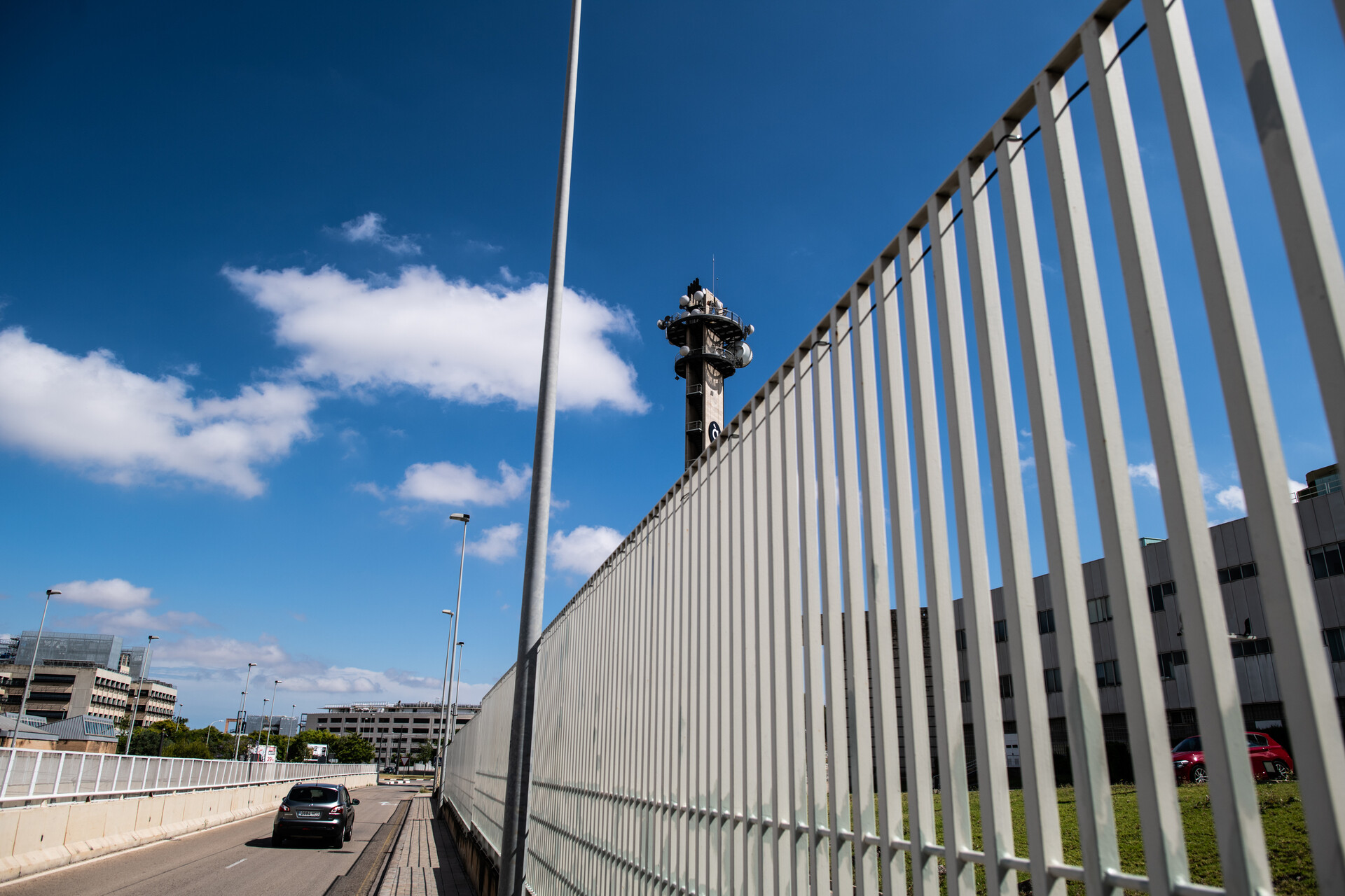 El Consell quiere sortear la ley para reducir los futuros despidos en À Punt 
