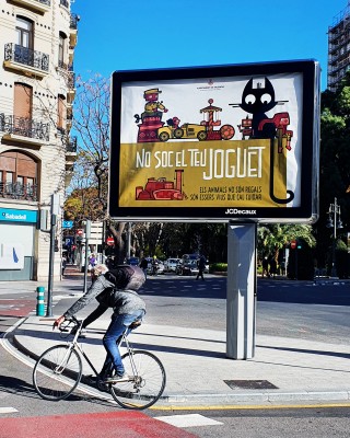 València recuerda que los animales de compañía no son 