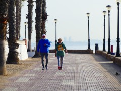 Prohíben el baño este jueves en la Playa de Los Narejos