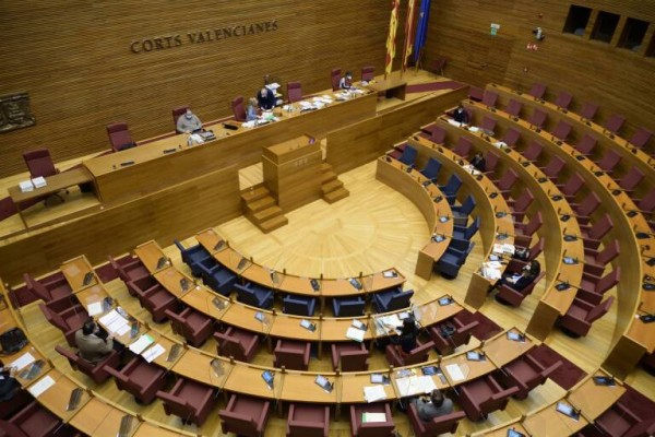 La Generalitat destinará diez millones en 2021 a la recuperación del turismo y dos más a À Punt