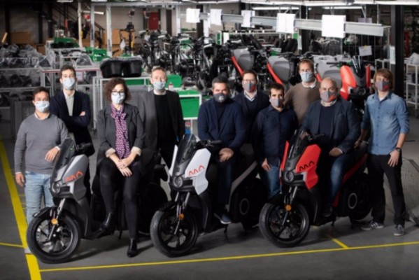 Seat comienza la producción de su primera moto eléctrica, Seat MÓ eScooter 125