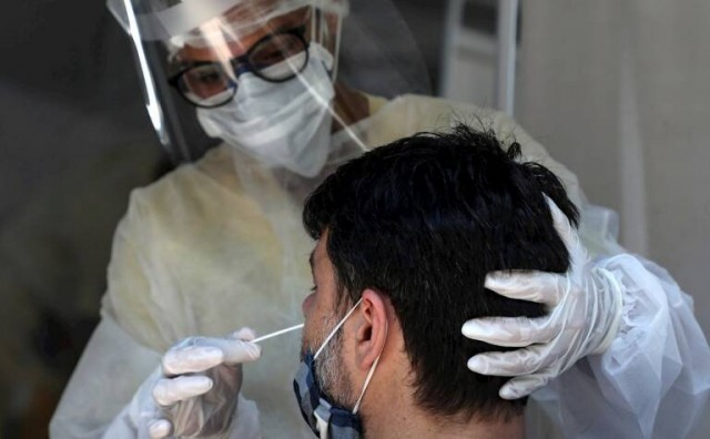 La provincia de Alicante registra 685 nuevos contagios y suma 7 muertes más por covid
