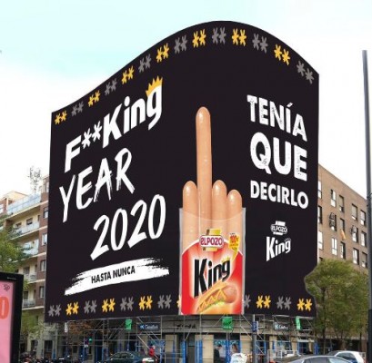 El Pozo le dice adiós al año del coronavirus con una 'peineta gigante' en el centro de Madrid