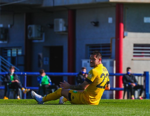 Acuña sufre una fractura 