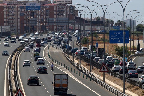 El Gobierno anuncia una inversión de 10.000 millones en tres años para la mejora del transporte