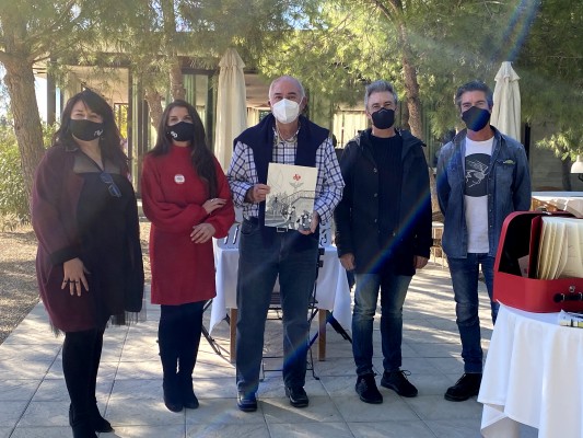  El diseño profesional murciano reconoce la labor del periodista Jesús Serrano