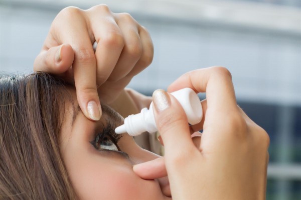 El uso de la mascarilla influye en el aumento de casos de ojo seco