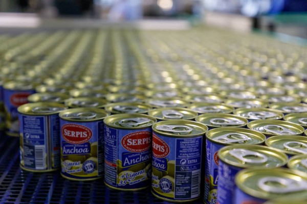 Aceitunas Serpis reduce sus ventas un 5,5% por la exportación pero gana 2,95 millones