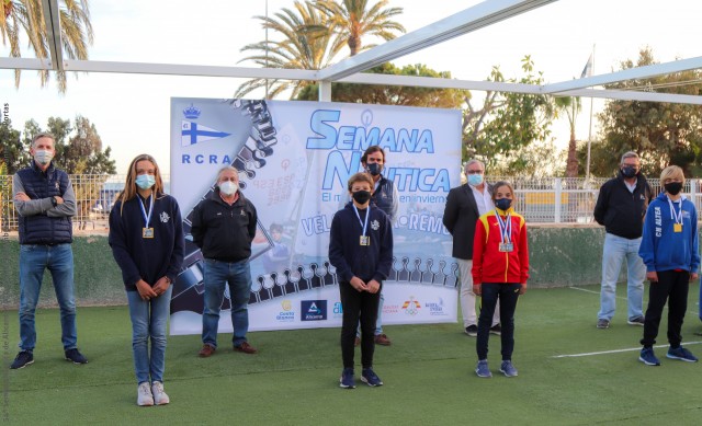 Carlo Espí e Irene de Tomás y Jorge Santos y Carlota Gómez, campeones en Alicante
