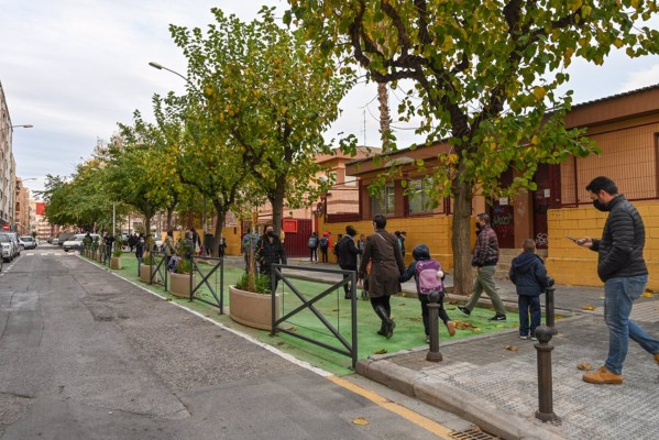 Movilidad Sostenible mejora los accesos de once centros escolares de València
