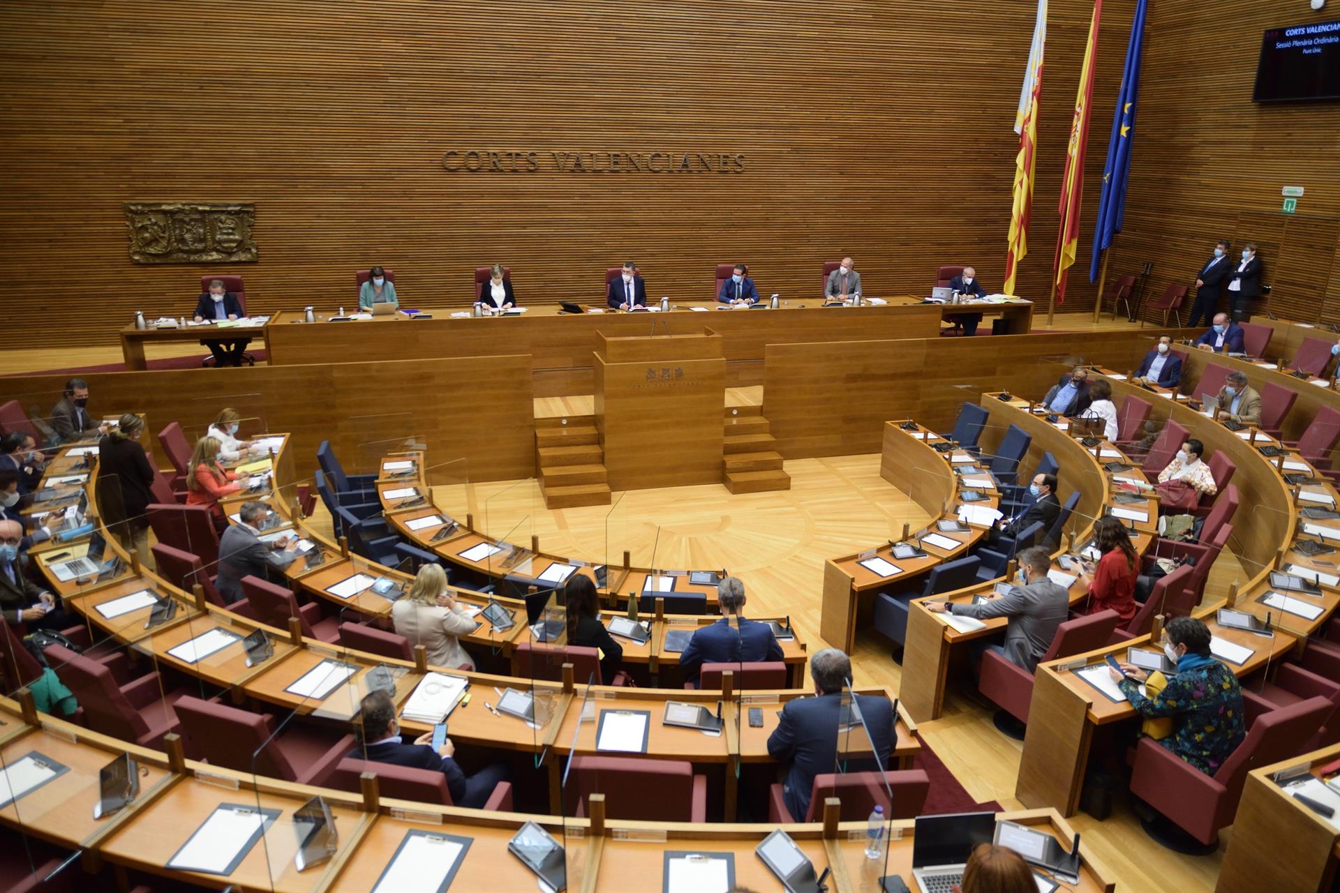 Las enmiendas parciales a los presupuestos, a debate en la comisión de Hacienda de Les Corts