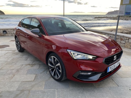 Seat León FR: diseño deportivo en estado puro