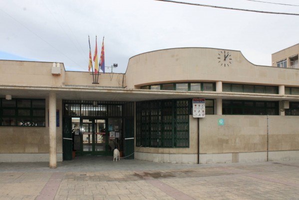 Elche cede una estancia en el centro social de El Altet a Sanidad para la ubicación de la nueva UVI móvil