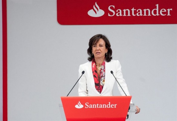 La Reina Isabel II nombra Dama Comandante a Ana Patricia Botín