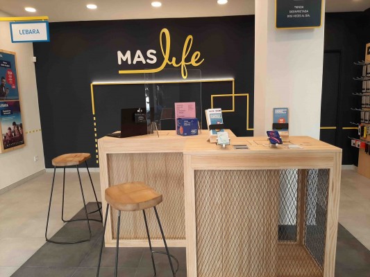 Grupo MasMovil crece en Valencia con la apertura de una nueva tienda multimarca “MASlife