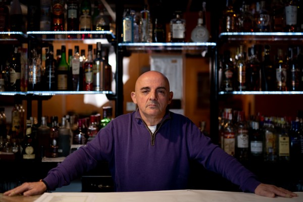 El barman más antiguo de la ciudad
