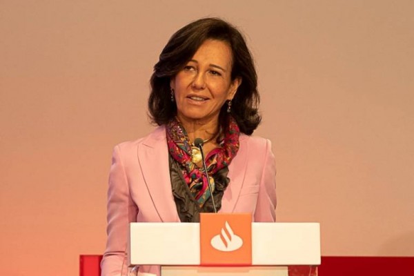 Santander y sindicatos logran un preacuerdo sobre el ERE de 3.600 personas y con 1.500 reubicaciones
