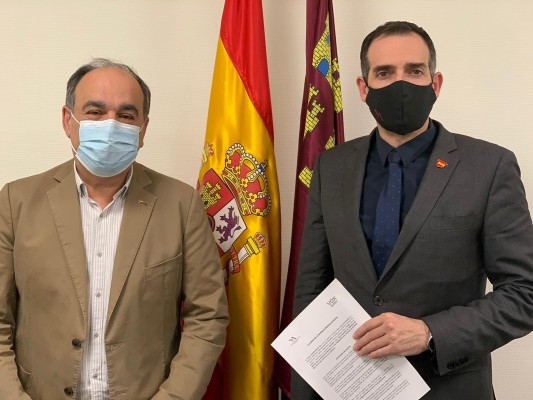 Vox propone declarar 'personas no gratas' a los firmantes del Pacto de Toledo que acota el Trasvase