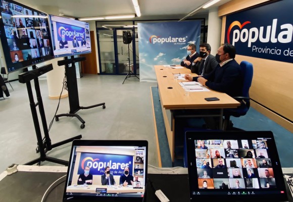 Mazón inicia el proceso para renovar direcciones locales del PP en 55 municipios de Alicante 