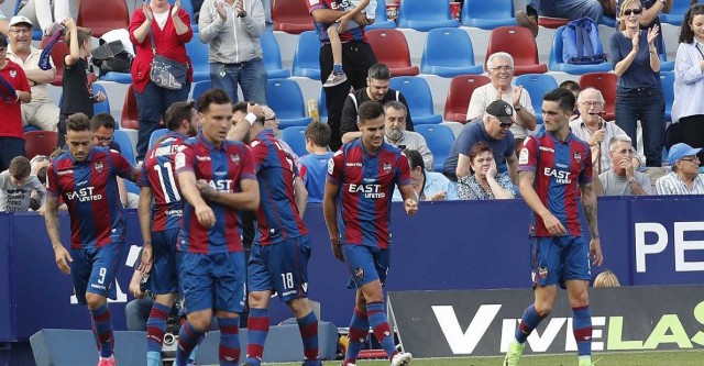 Levante se queda a un gol del título ante un Girona reaccionó tarde