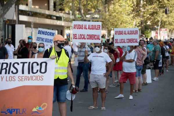 La hostelería de Benidorm manda su carta de los Reyes Magos a Puig: pide 115 millones en ayudas