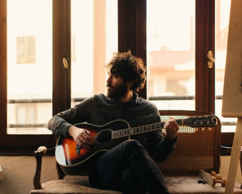 Joe Pask y Laura Esparza presentan la canción 'Llorer'