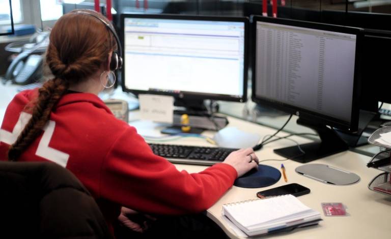 IA desde la UMH para evaluar indicadores de vulnerabilidad de usuarios de Cruz Roja en la Comunitat