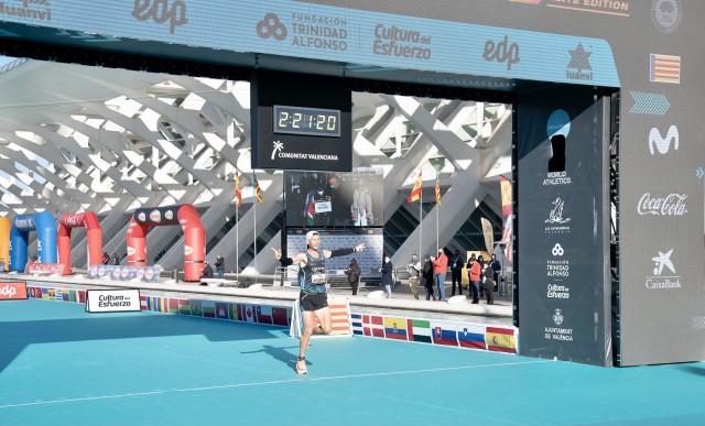 Laura Castellano y David Aparicio se proclaman campeones autonómicos de maratón