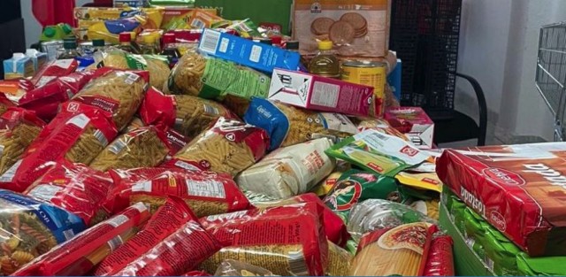 Campaña solidaria del Paso Blanco de Lorca: recoge alimentos para Cáritas hasta el día 22