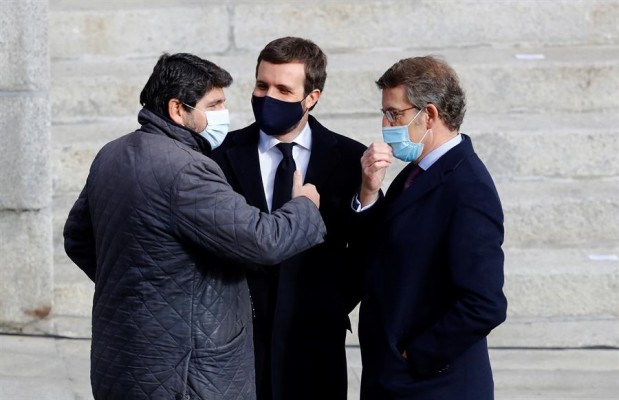 López Miras apela a la Constitución para 